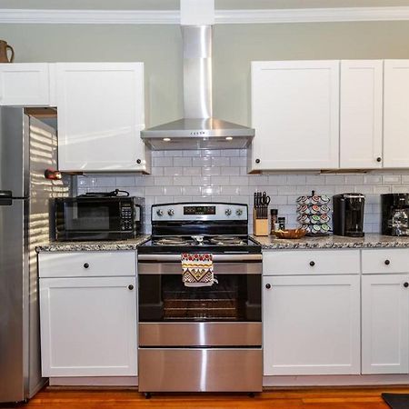 Renowned Historic Home Downtownacross From Park Winston-Salem Exterior foto